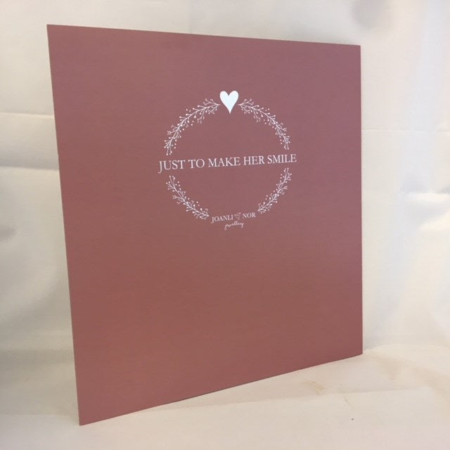 Joanli Nor back sign til display 9