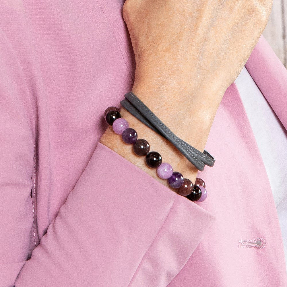 Leather bracelet silver clasp