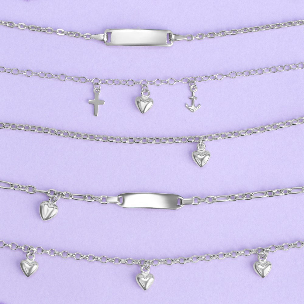 Silbernes Armband mit Platte und Herz