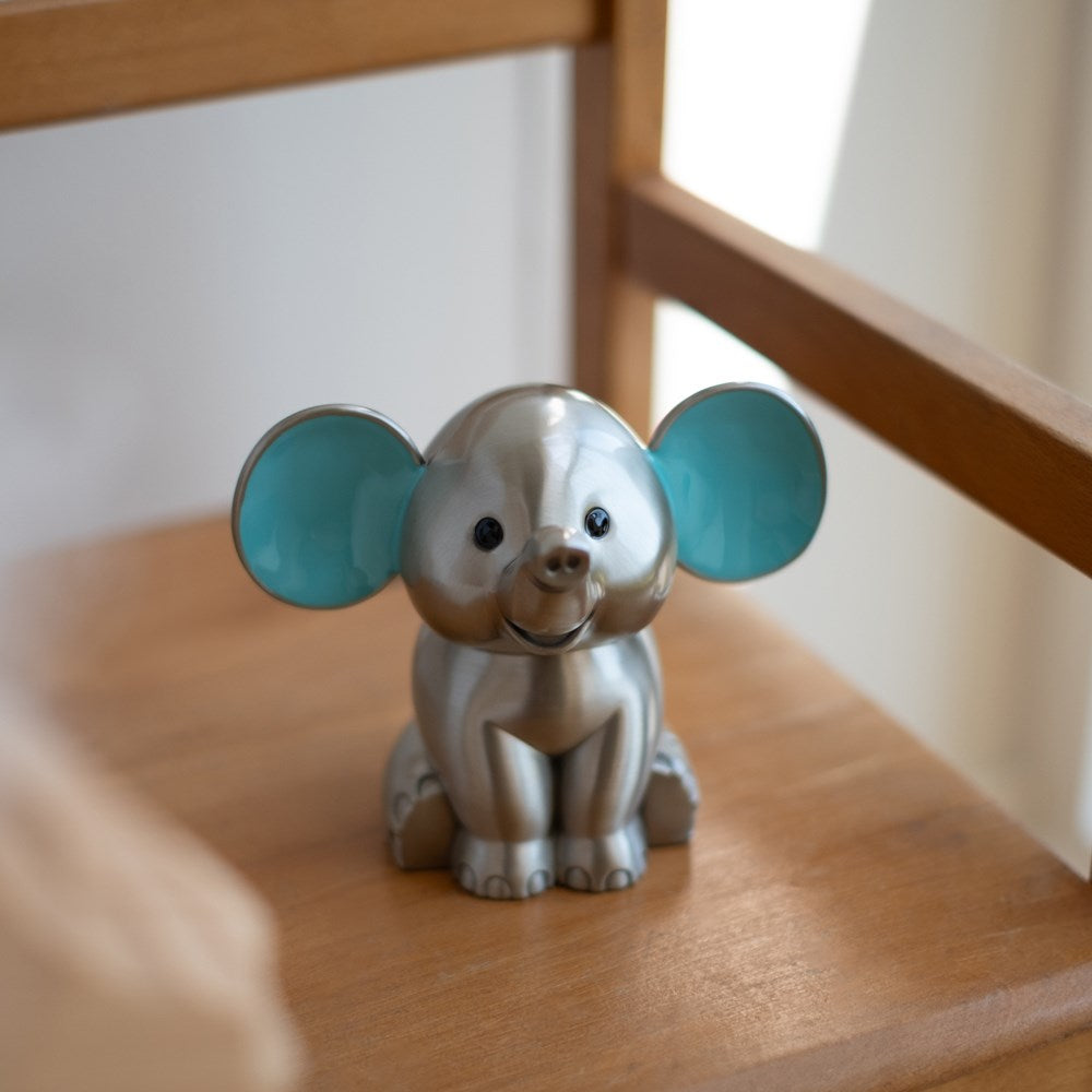 Verzinnte Sparbüchse Elefant mit hellblauen Ohren