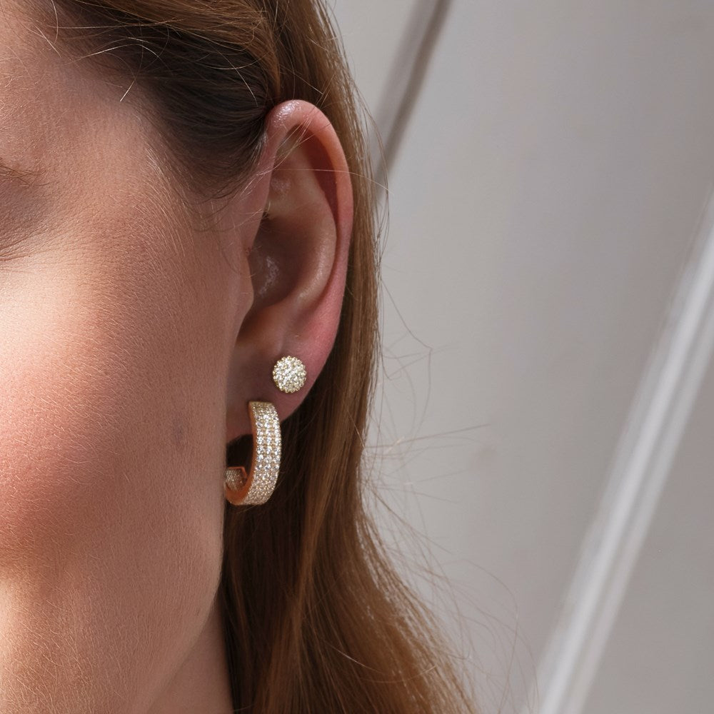 8kt. guldørestikker m. cz