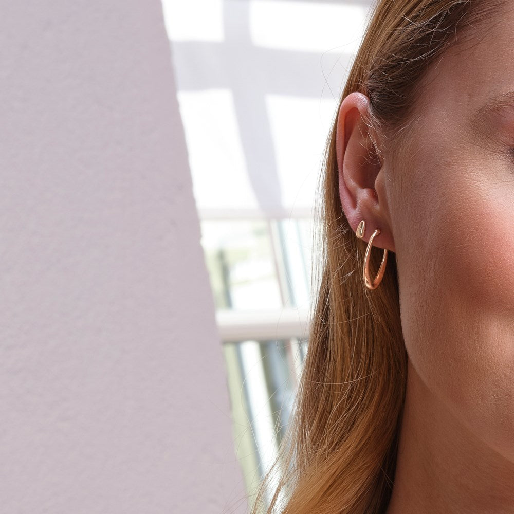 8kt. guldørestikker