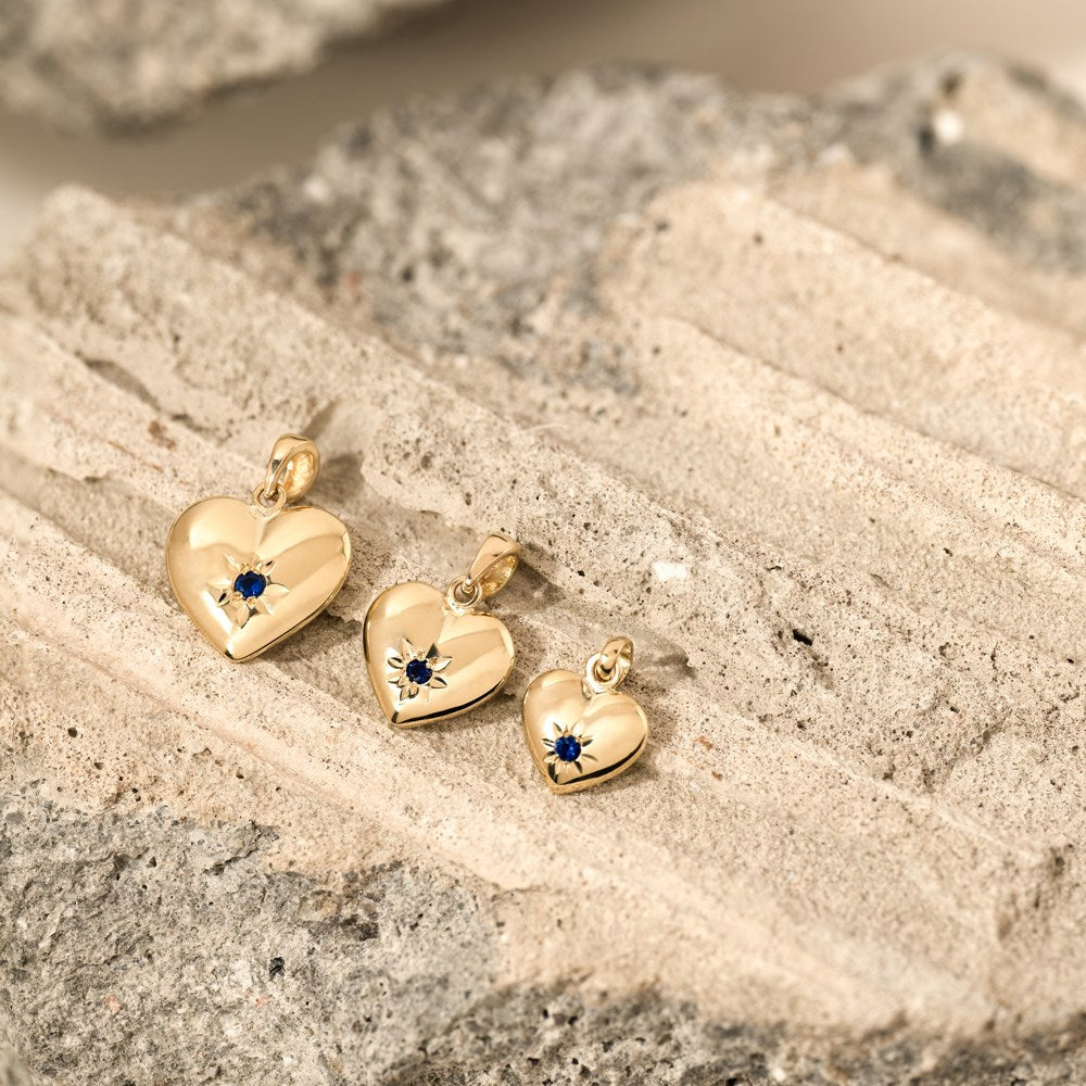 14ct. gold heart w/synt. sapphire 11mm