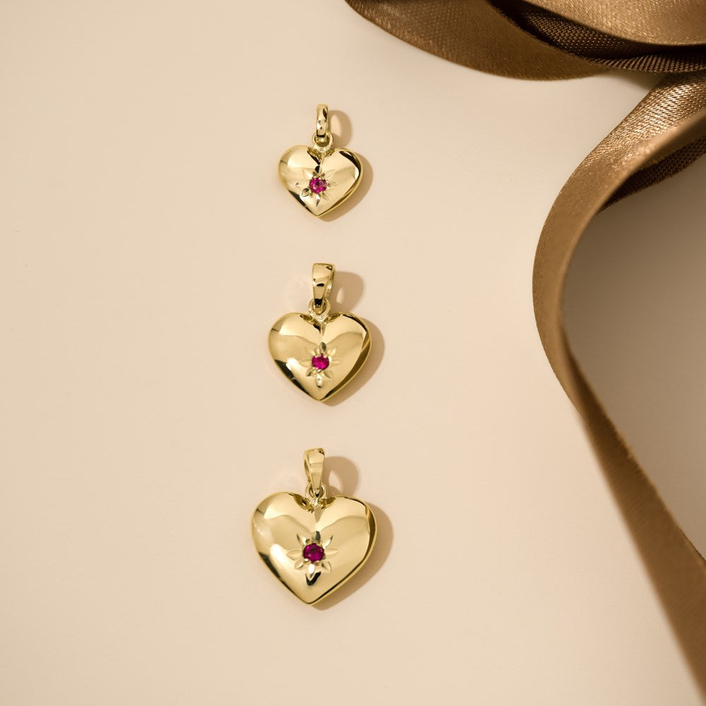Siersbøl 14kt. Gold Herz m. Rubin